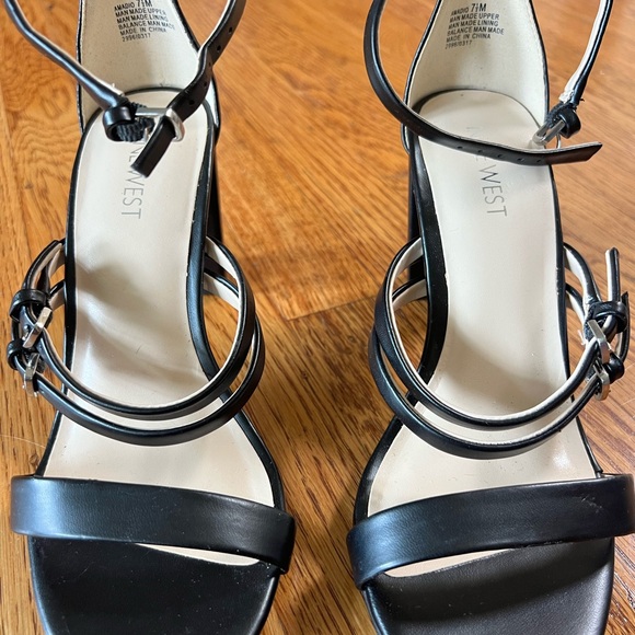 🆕 Nine West Black Strappy Sandal Heels - Picture 3 of 6